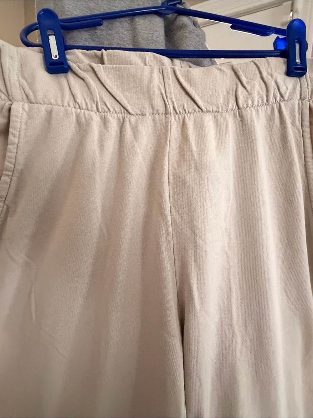 TALENTLESS Cream Pull-On Elastic Waist Pants
